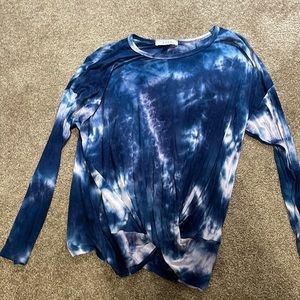 Gaze: long sleeve shirt
